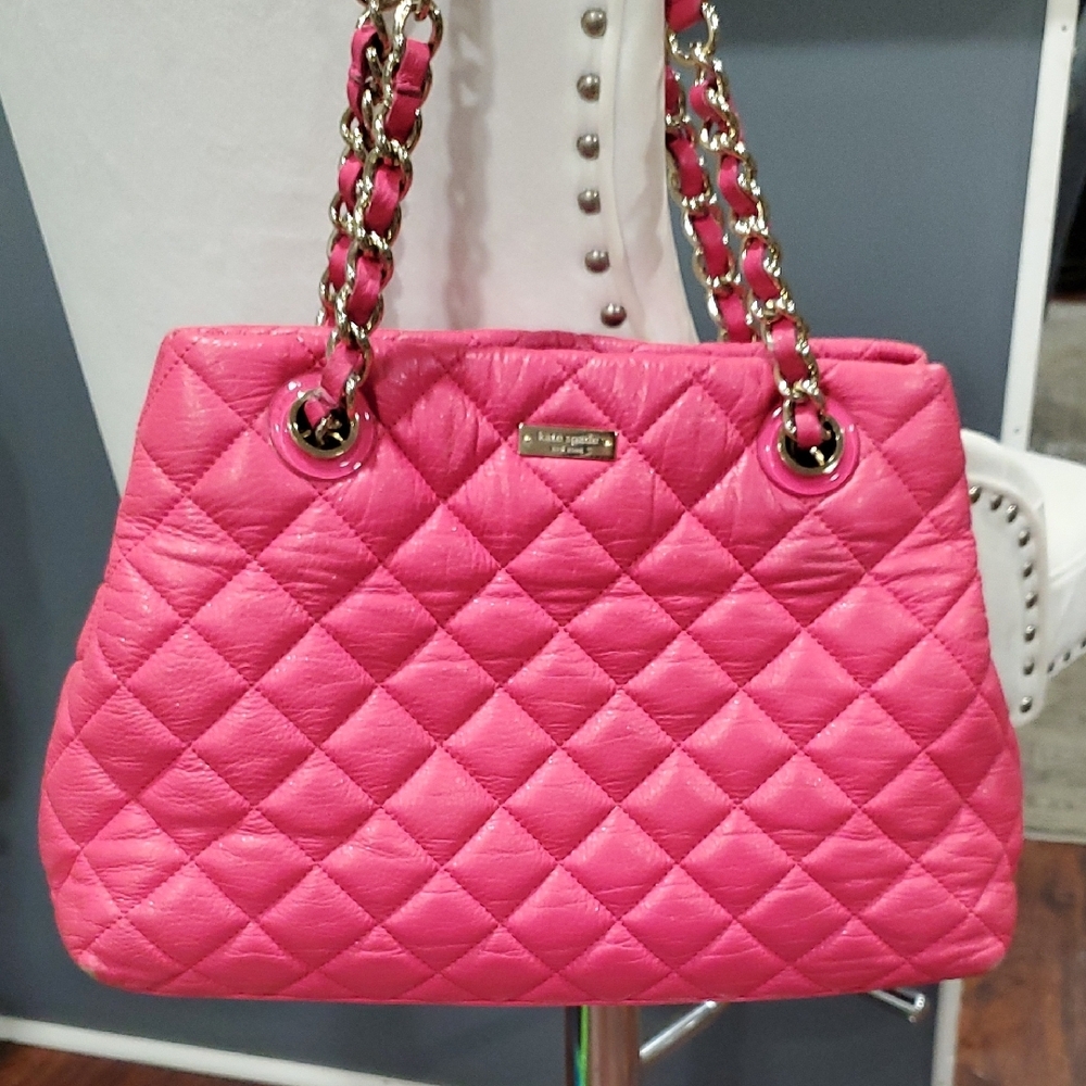 Kate Spade Emerson  Pink Quilted Barbiecore Shoulder Bag with Gold Chain - Picture 12 of 16